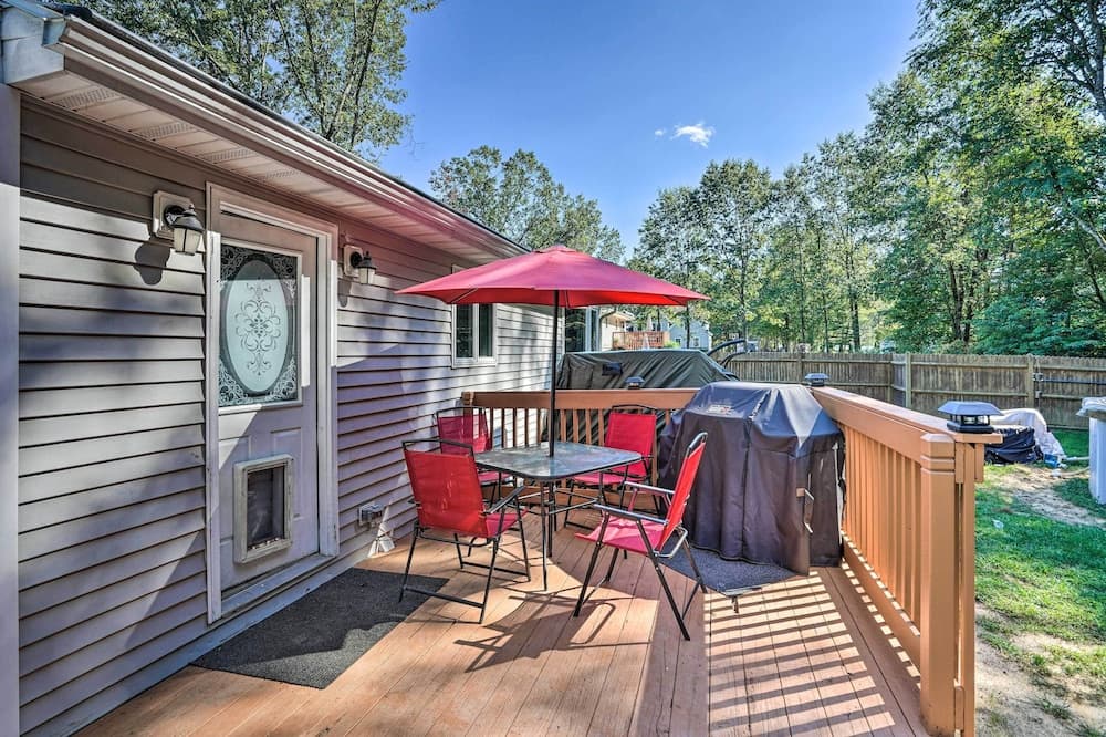 Pet-friendly Saratoga Springs Home w/ Pool!