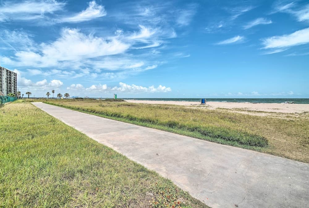 Seaside Corpus Christi Condo at The Villa del Sol!