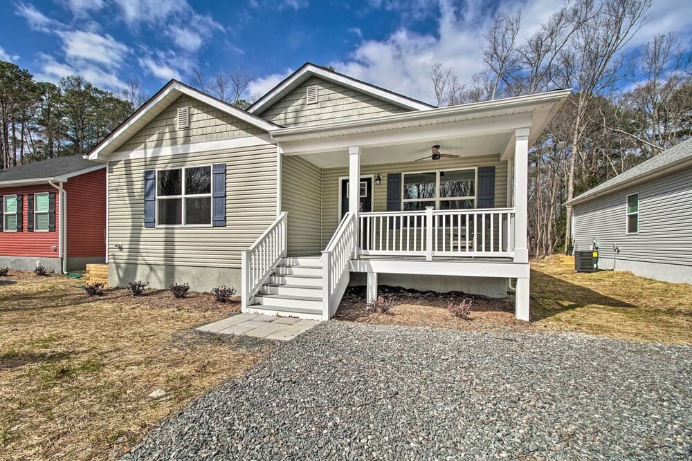 Virginia Getaway - 1 Mi to Colonial Beach!