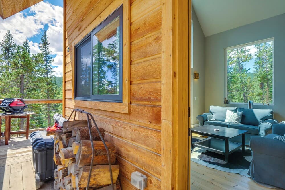 Private Deck: Secluded Fairplay Cabin
