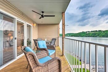 Breezy Lakefront Condo w/ Balcony & Lake View!