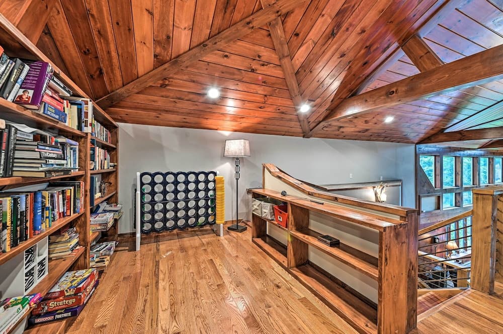 Lakefront Oneonta Estate w/ Fire Pit + Deck!