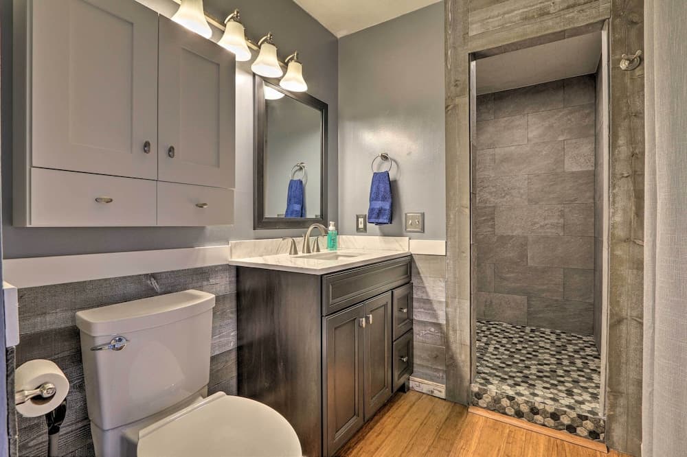 All-season Indian Lake Home w/ Covered Deck!