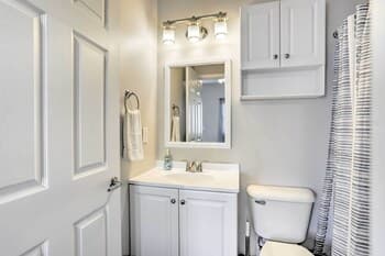 Sunny Perdido Key Townhome w/ Deck: Walk to Beach!