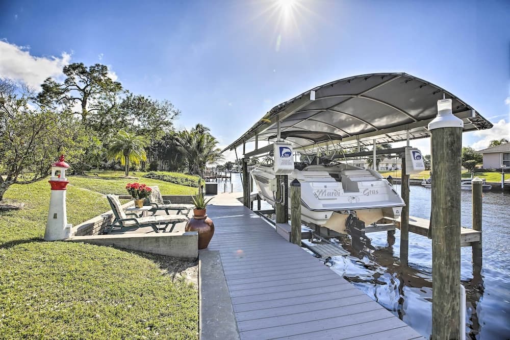 Cape Coral Home With Gulf & Dock Access