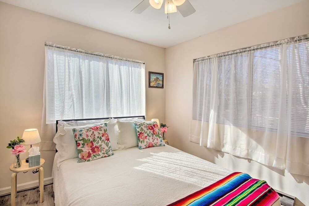 New! Peaceful Yogaville Retreat w/ Fire Pit!