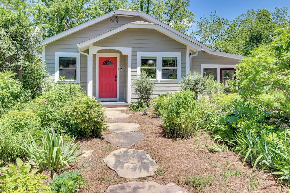 Downtown Brevard Home: Walk to Bars & Breweries!