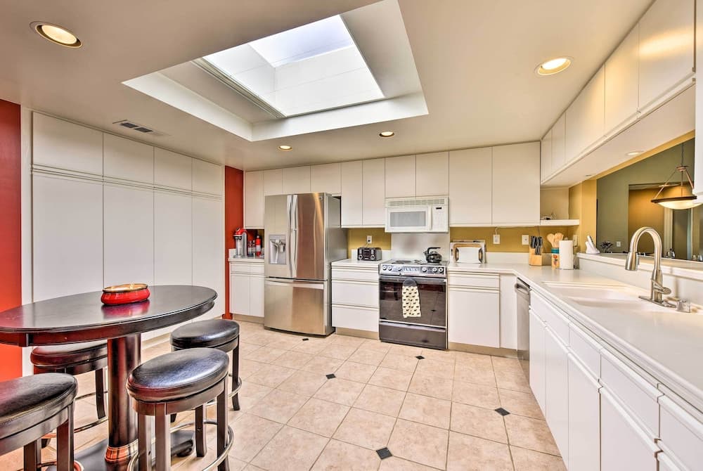 Palm Desert Vacation Rental w/ Pool - Golf On-site