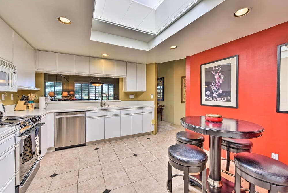 Palm Desert Vacation Rental w/ Pool - Golf On-site