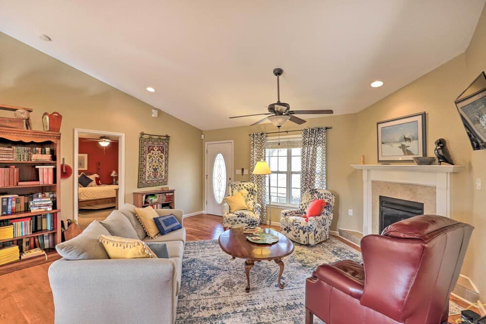 Charming Asheville Home, 8 Mi to Downtown!