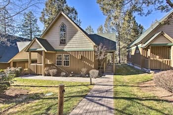 Klamath Falls Cabin Retreat w/ Deck & Grill!