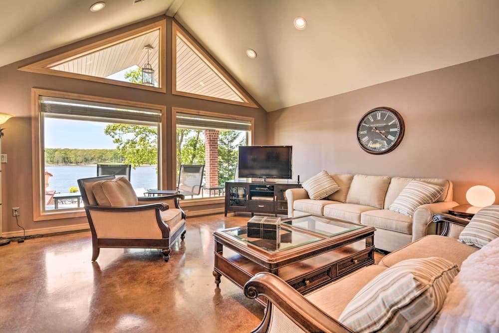 Spectacular Duck Creek Waterfront Retreat w/ Dock!