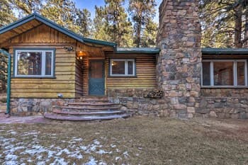 Dreamy Creekside Cabins w/ 4 Acres + Views