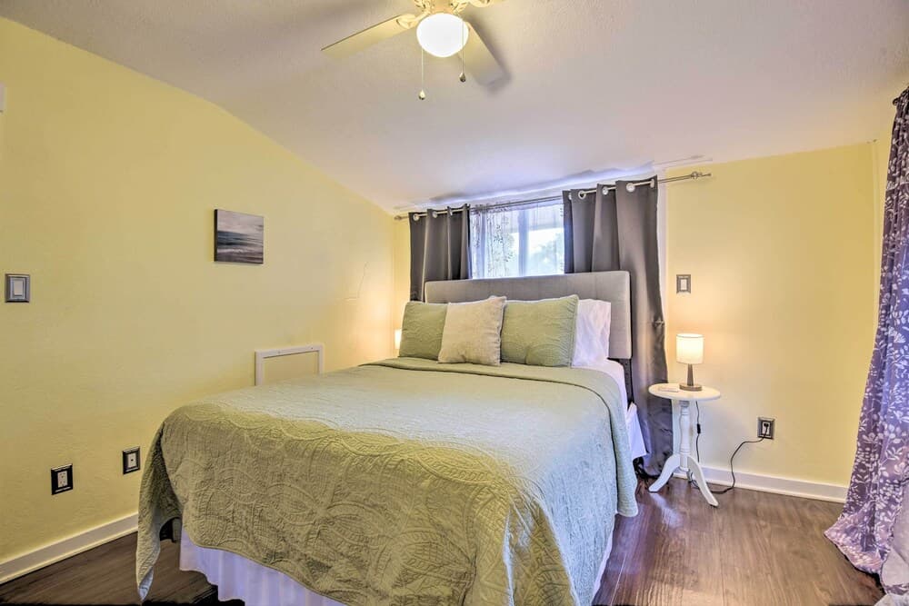 Historic Charmer-walk to Downtown Sarasota!