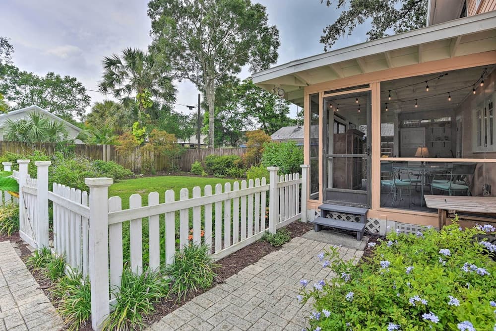 Historic Charmer-walk to Downtown Sarasota!