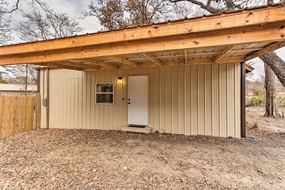 Serene Gordonville Cabin w/ Private Balcony!