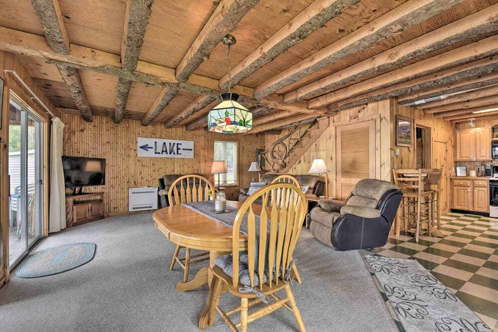 Lakefront Cottage: Boat Dock & Screened Deck!