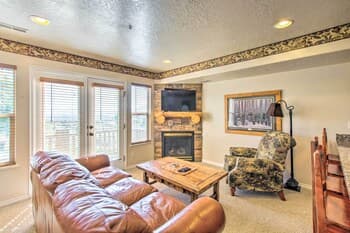 New! Cozy Eden Condo Retreat < 6 Mi to Ski Resort!