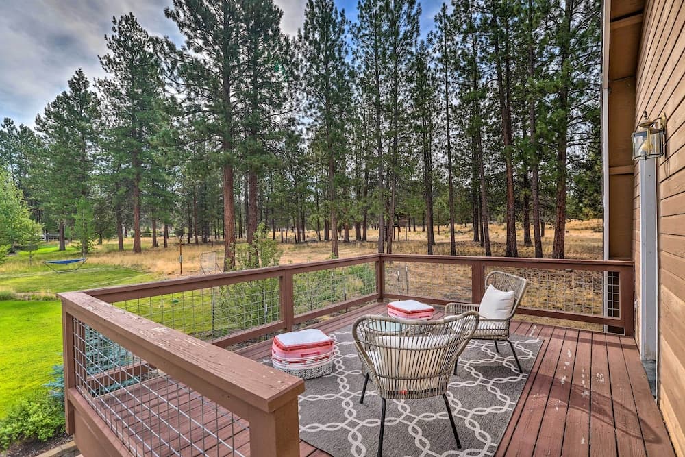 Upscale Bend Barn w/ Deck - Close to Trails!