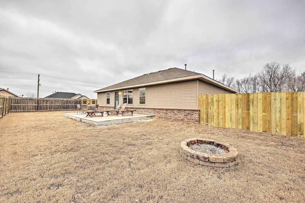 Gorgeous Bentonville Vacation Rental!