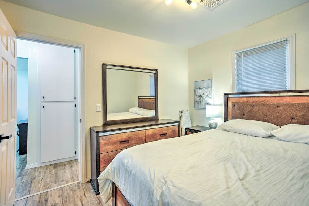 Charming Bethany Home ~ 12 Mi to Dtwn Okc!