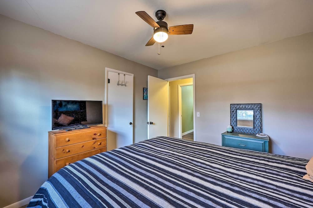 Fayetteville Vacation Rental ~ 6 Mi to U of A