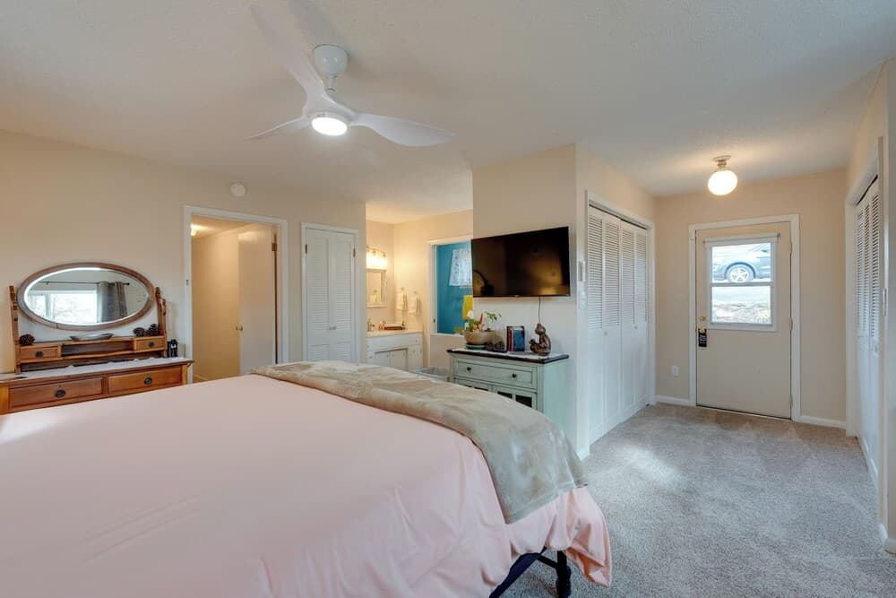 Game Room & Patio: Charming Jackson Retreat!