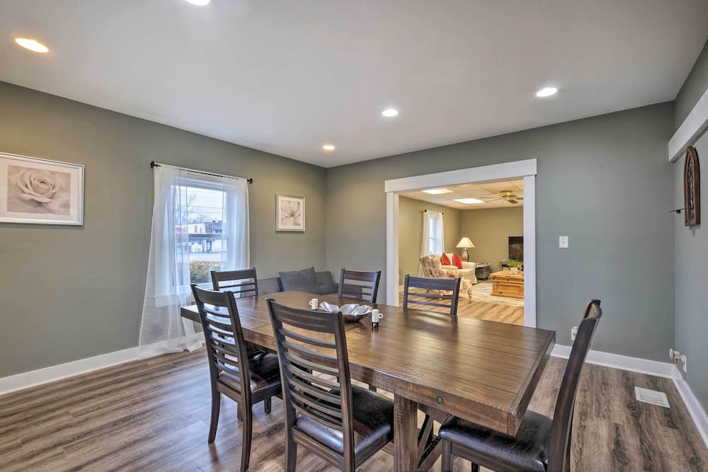 Jeffersontown Home ~ 12 Mi to Dtwn Louisville