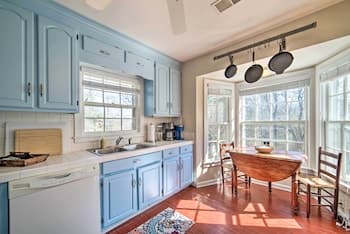 Charming Starkville Home, Walk to MSU Stadium