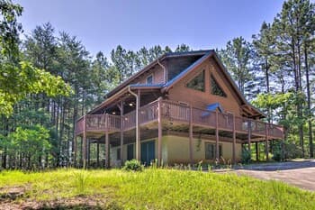 Serene Lake Lure Cabin w/ Fire Pit & Grill!