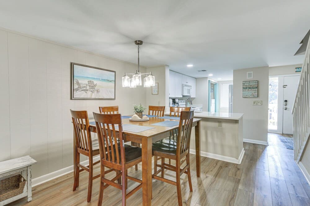 Hilton Head Condo: Walk to Coligny Beach & Plaza!