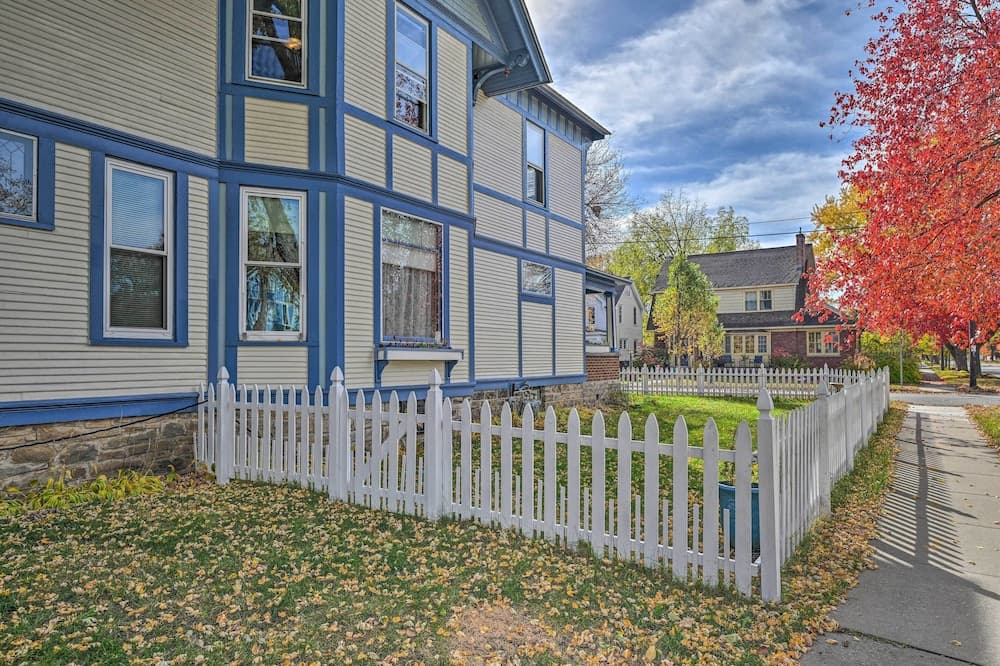 Victorian Apartment < 1 Mi to Wisconsin River