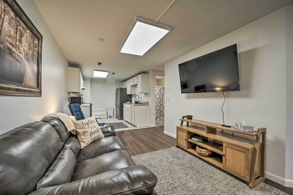 Serene Hideaway ~ 7 Mi to Cataloochee Skiing!