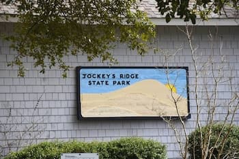 High-end Canalfront Paradise w/ Dock & Kayaks!