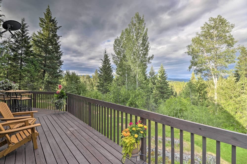 Quiet + Elegant Whitefish Home w/ Hot Tub