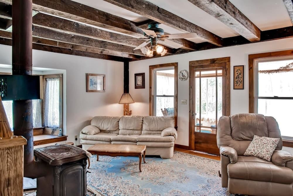 5 Mi to Cooperstown All Star Village: Otego Home