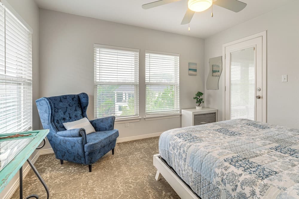 Beach & Pool Access at Lake Travis Family Getaway!