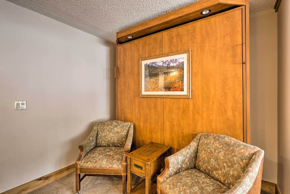 Crested Butte Studio w/ Community Hot Tub & Pool!