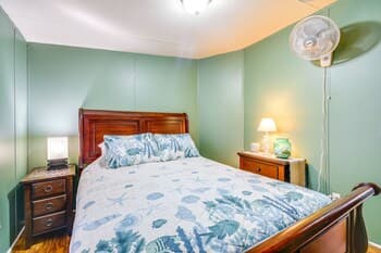 Ocean Isle Beach Vacation Rental w/ Community Pool