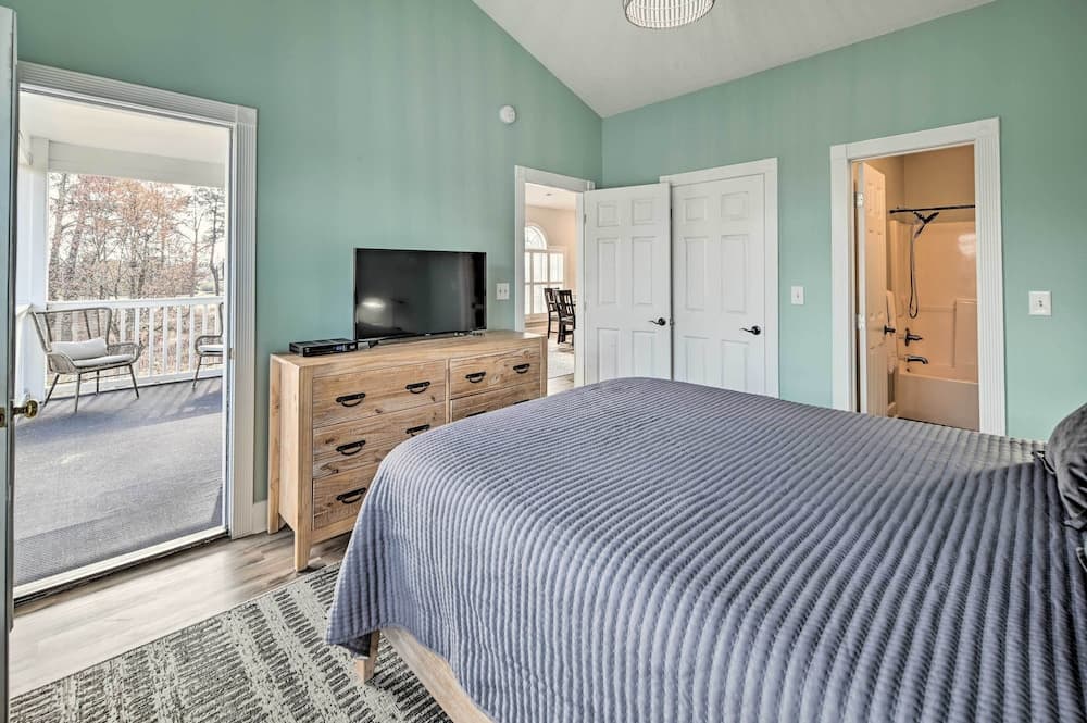 Myrtle Beach Vacation Home Near Boardwalk