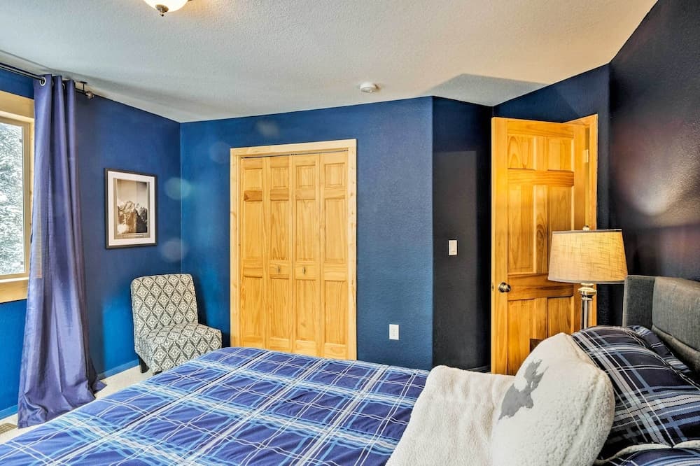 Secluded Alpine Home in Alma w/ Mountain Views!