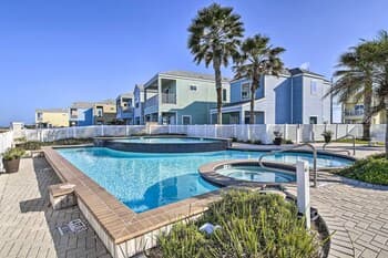 Pet-friendly Port Isabel Home: 5 Mi to Beach!