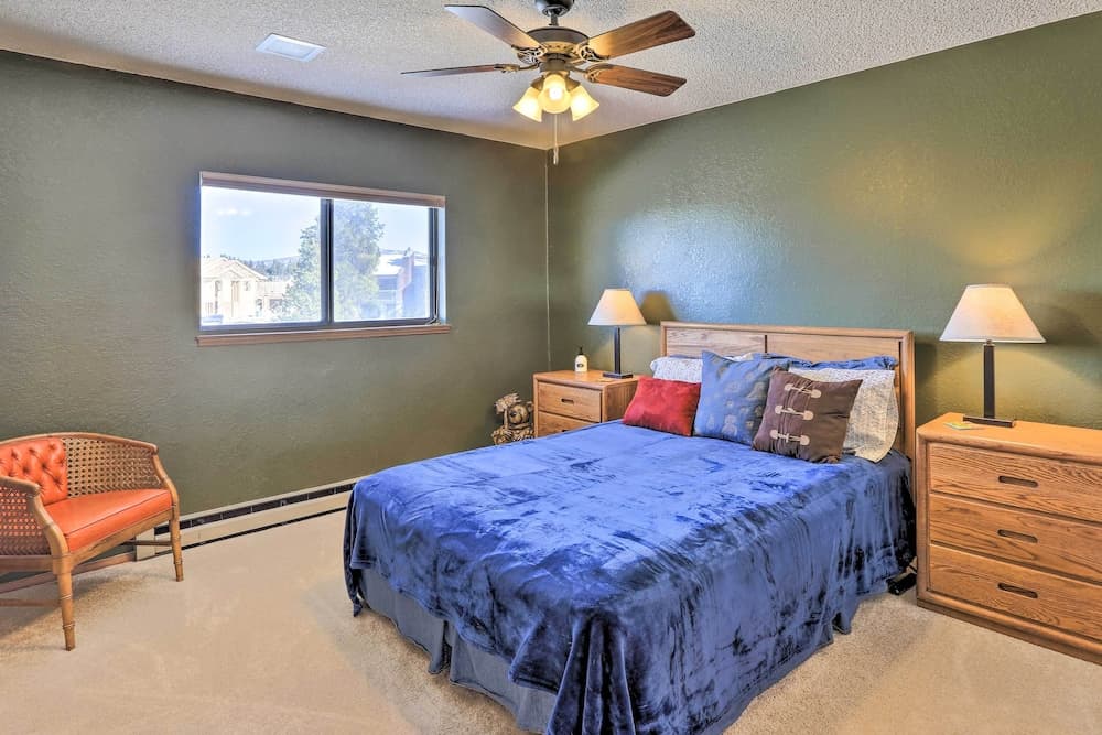 Fraser Condo: Community Amenities & Shuttle!