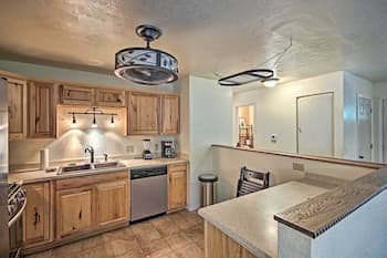 Charming Bella Vista Home: Golf, Hike & Bike!