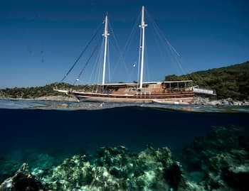 Kaya Yachting