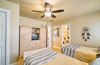 Colorful El Paso Home w/ Deck & Mtn Views!