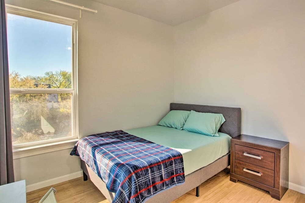 Denison Home w/ Balcony: Walk to Downtown!