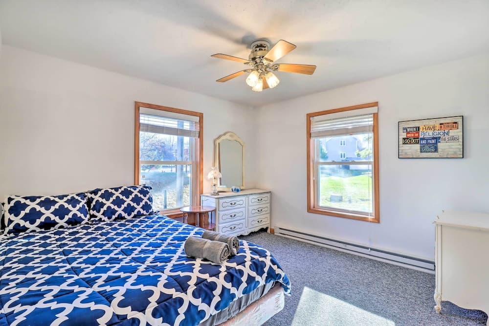 Near Hiking: Lakefront Albrightsville Home w/ Deck