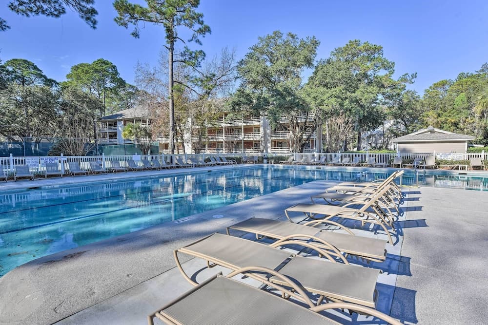 2 Pools + Hot Tub: Hilton Head Island Condo!