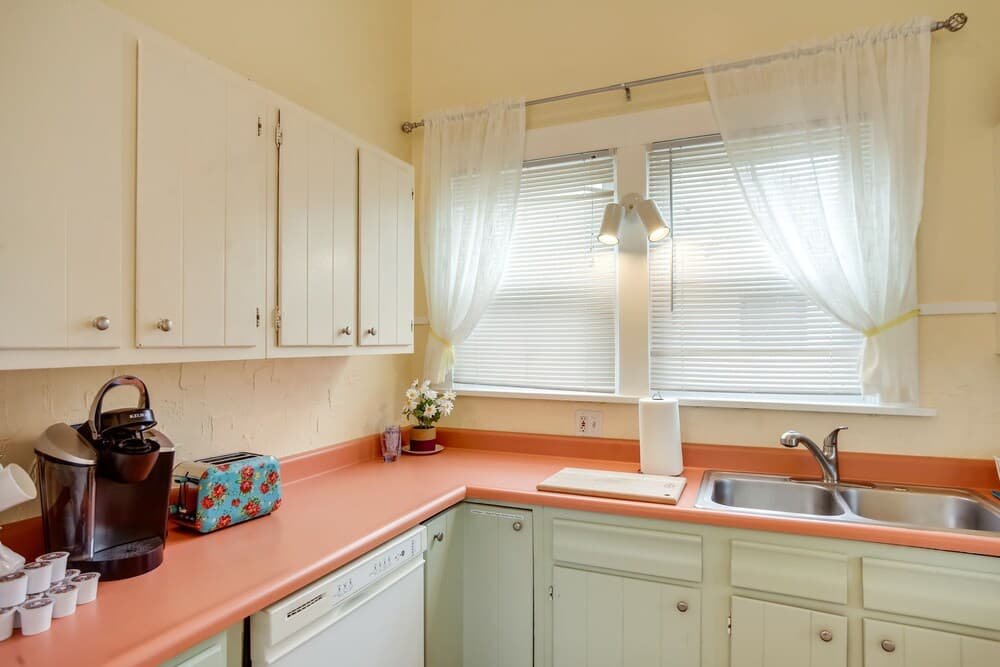 Mason Vacation Rental House w/ Backyard & Deck!